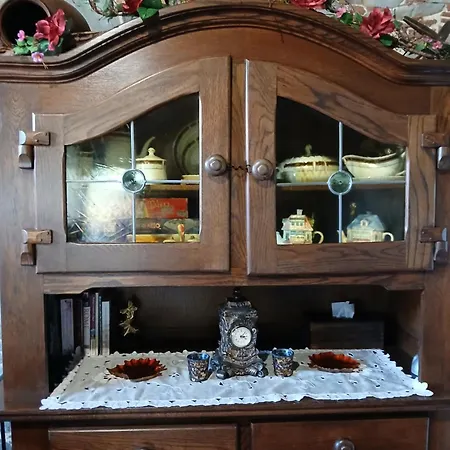 George's House * Askas