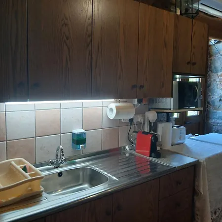 George's House * Askas