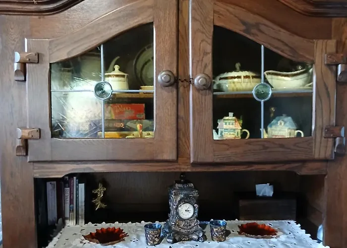 George's House * Askas